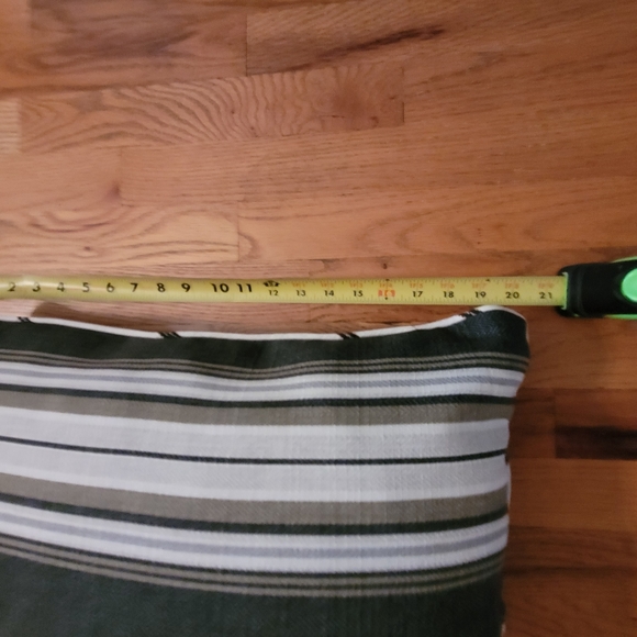 NEW Solarium Brentwood Originals Indoor Outdoor Black, White & Tan Pillo… - Picture 7 of 7